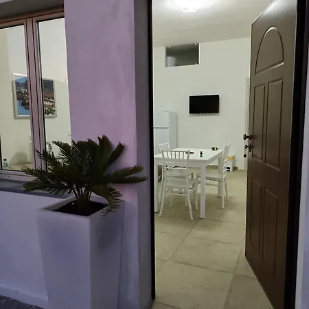 Perrone Apartament