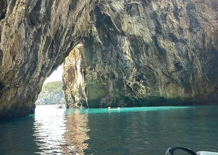 Perrone 格里索利亚