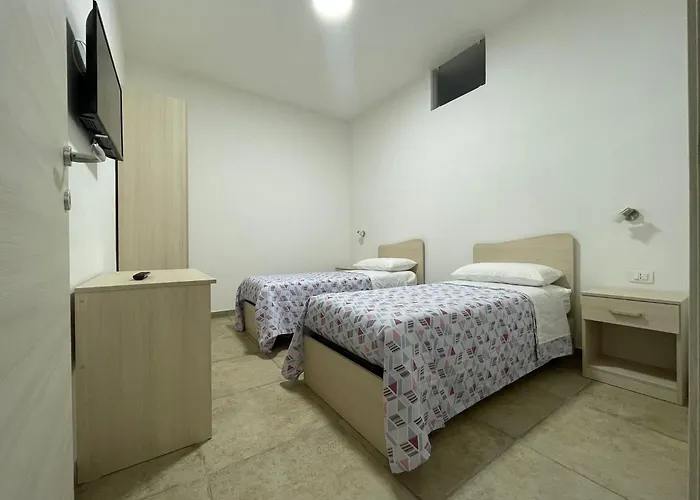 Perrone 格里索利亚